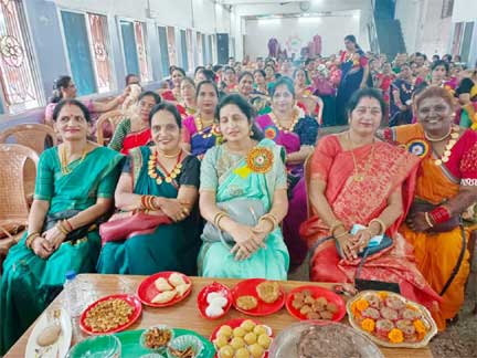 मनवा कुर्मी महिला समिति ने मनाया “दीदी बहिनी के तिहार”प्रतिभागियों ने माँ बेटी,दीदी बहिनी,सखी-सहेली की जोड़ियों में दी शानदार प्रस्तुति