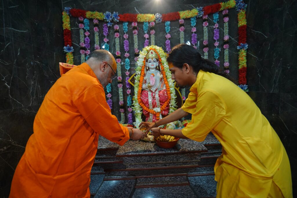 b5beee0f-35f5-4aa5-9e7e-92af720c58db