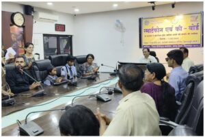 4c8d4e9a-cb82-404a-8b13-8596f5b9199d