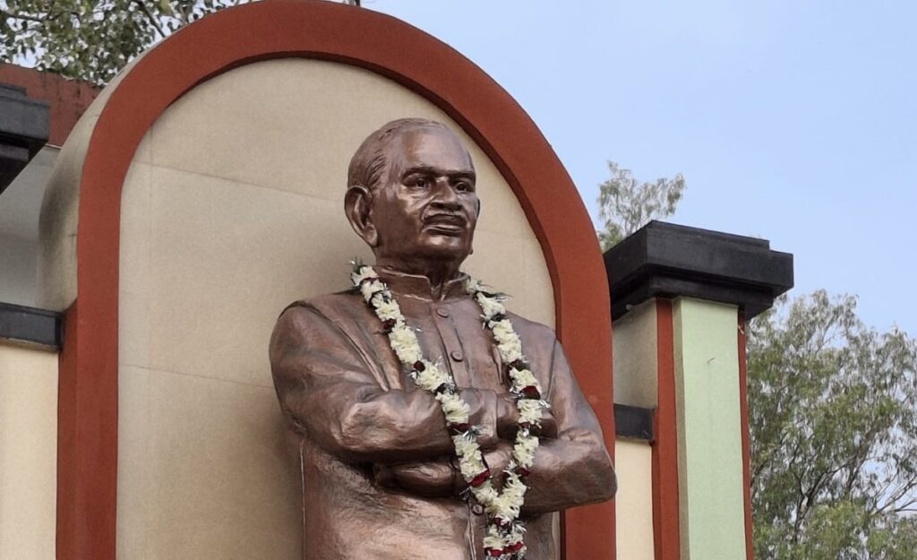 71747435-d600-4f81-a7ad-29d5aa55a635