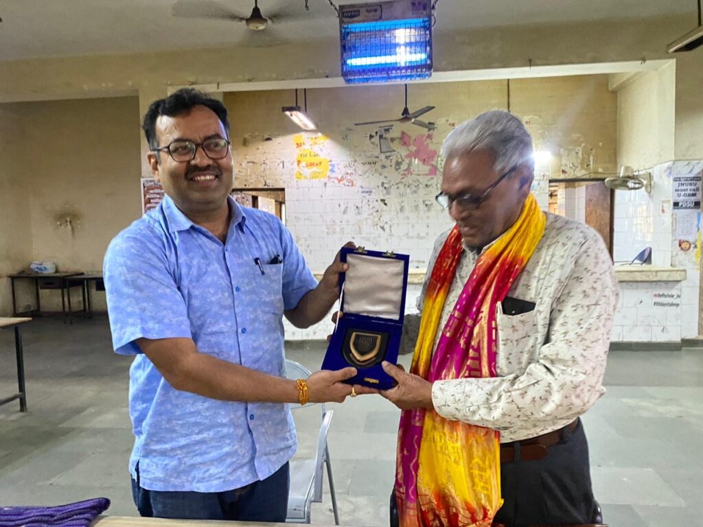 6a465bb1-621e-415b-8a89-dc86c5ace6c1