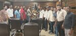 देवभोग में लेखापाल से मारपीट मामले में गरमाया माहौल, कुर्मी समाज ने एसपी को ज्ञापन देकर की कड़ी कार्रवाई की मांग